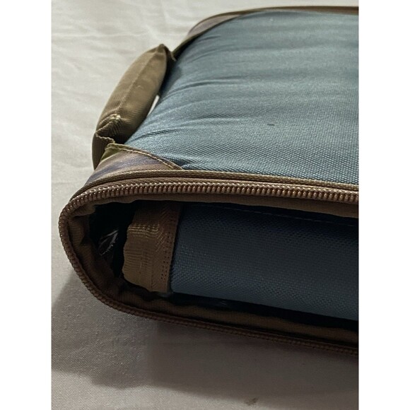 Rachael Ray Casserole Tote Insulated For Heat Zip Closure Folds Flat Wipe Clean - Picture 6 of 16